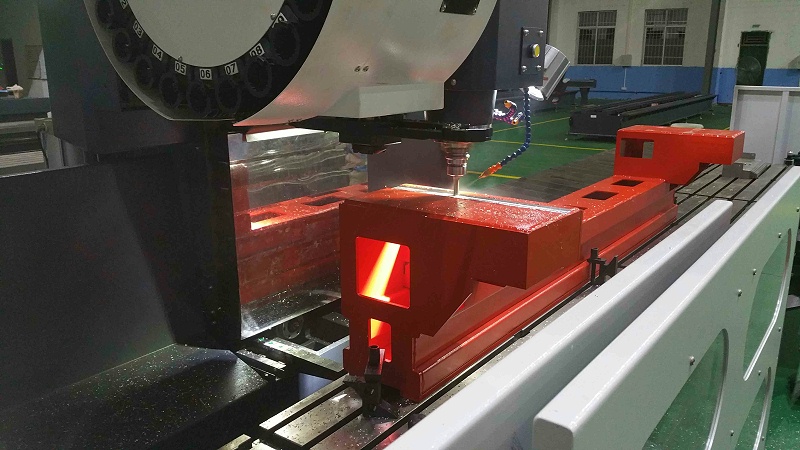 德力數(shù)控鋁型材加工中心