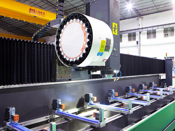 SCA重型工業(yè)型材加工中心 SCA重型工業(yè)型材加工中心